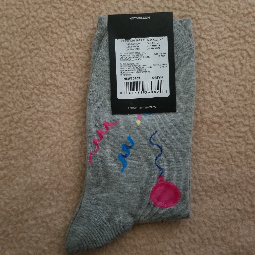 Hot Sox Happy Me Day Women’s Crew Socks Gray Graphic Nwt — image 2 of 4